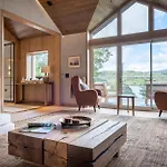 Deer Close Holiday home *