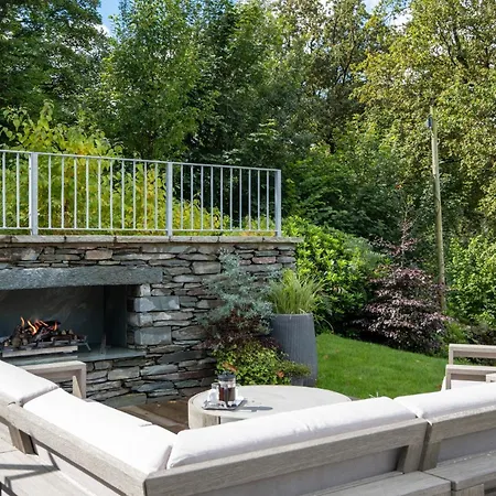 Deer Close بيت للعطل