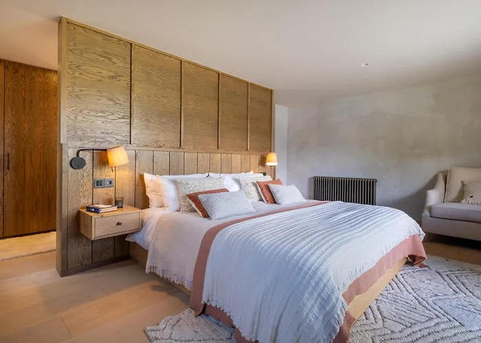 بيت للعطل Deer Close