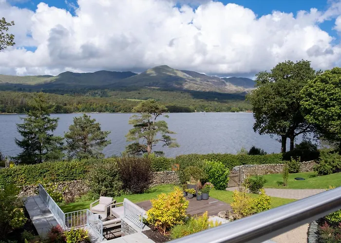 بيت للعطل Deer Close